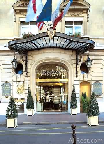Hotel Le Royal Monceau 2